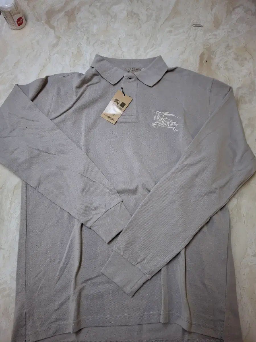 バーバリー カラーTシャツ large