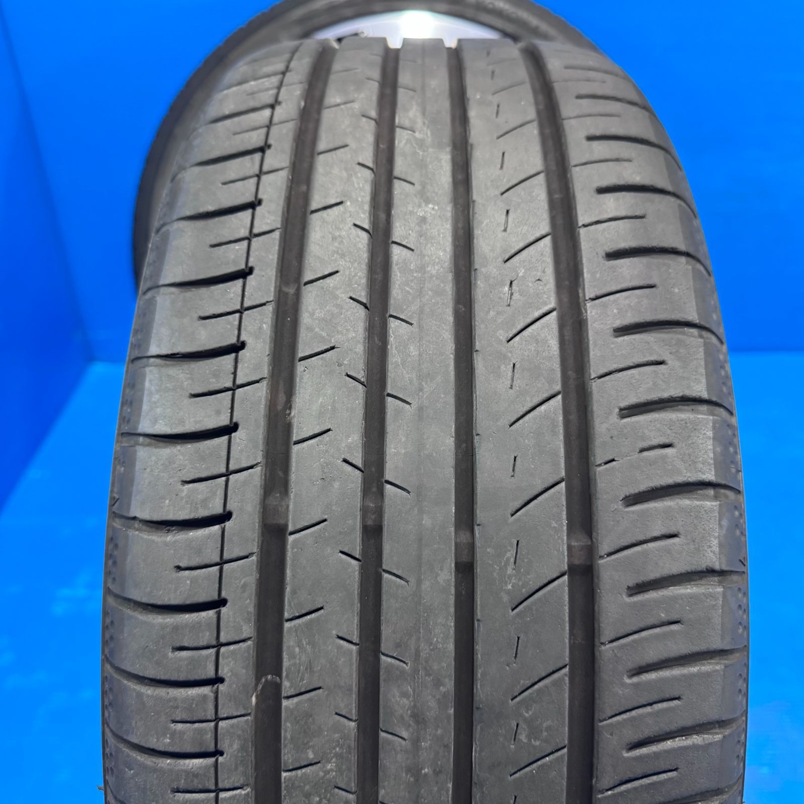 フォルクスワーゲン ゴルフ7.5 GTI純正 18インチ 7.5J+49 5H112