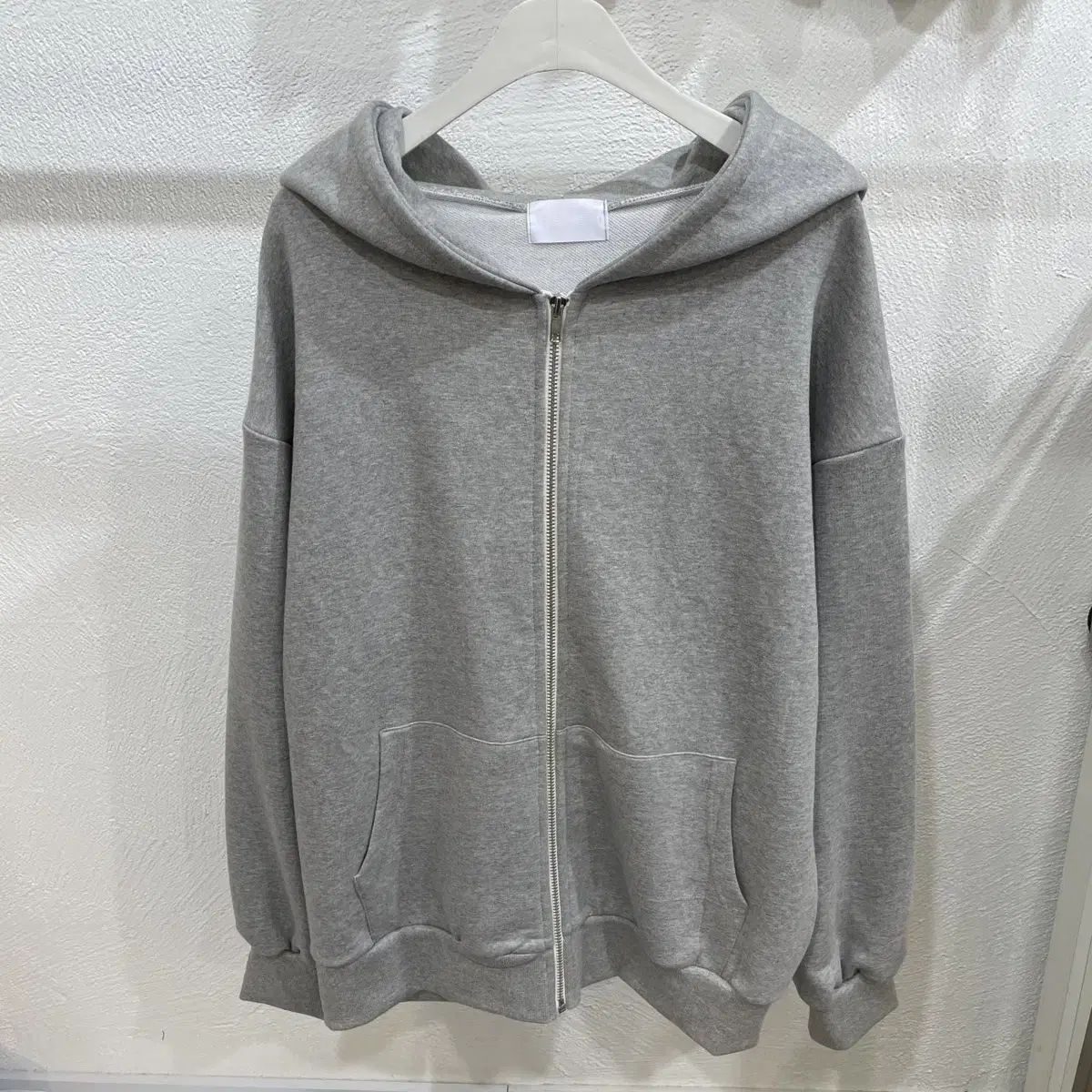 高級衣料(新品) 帽子 BIG WHO ユニセックス ペアルック オーバーサイズ ルーズフィット BIG フード ジップアップ 高級衣料(新品) 帽子 BIG WHO ユニセックス ペアルック オーバーサイズ ルーズフィット BIG フード ジップアップ