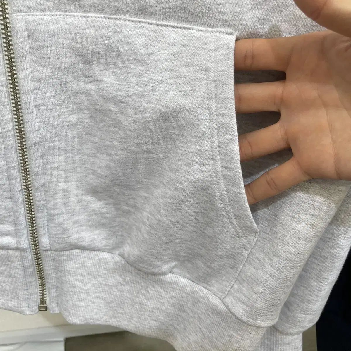 高級衣料(新品) 帽子 BIG WHO ユニセックス ペアルック オーバーサイズ ルーズフィット BIG フード ジップアップ 高級衣料(新品) 帽子 BIG WHO ユニセックス ペアルック オーバーサイズ ルーズフィット BIG フード ジップアップ