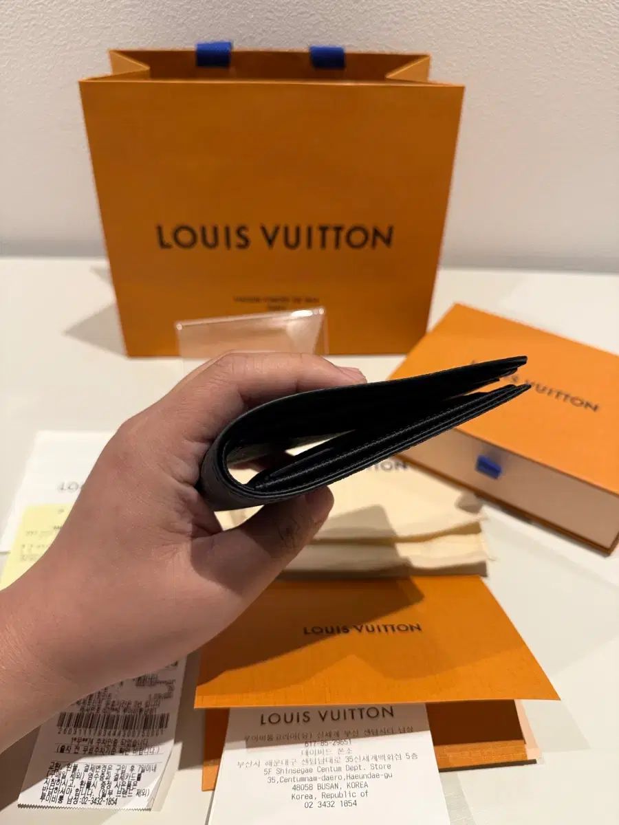 新品級 ルイヴィトン エクリプス 二つ折り財布