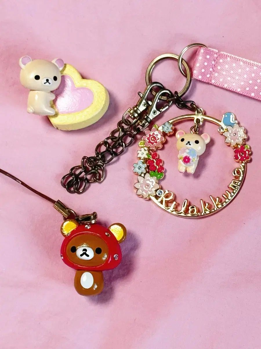 3set 古典コリラックマ キーホルダー リラックマ ガチャ ストラップ ぷにぷに バッジ いっぱい