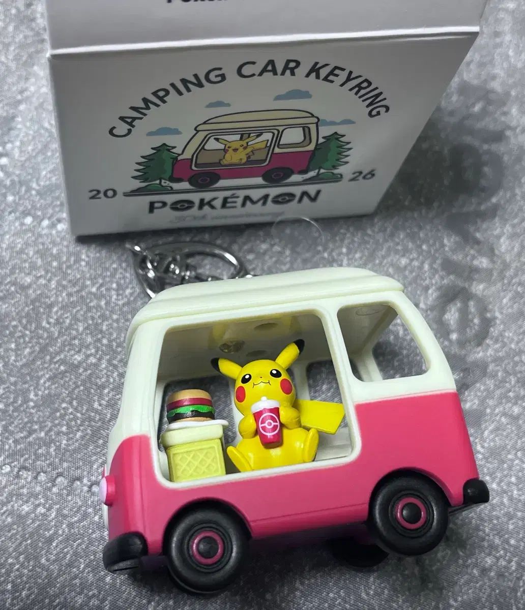 ロッテリア ポケットモンスター キャンピングカー ピカチュウ キーホルダー フィギュア