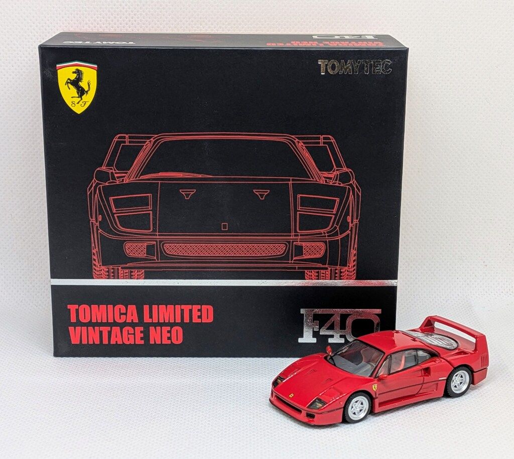 トミーテック TOMICA LIMITED VINTAGE NEO Ferrari F40（レッド）