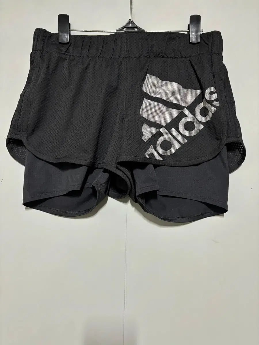 アディダス トレーニングパンツ 90