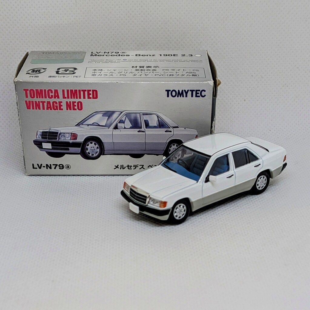トミーテック TOMICA LIMITED VINTAGE NEO メルセデスベンツ 190E 2.3(ホワイト) LV-N79a
