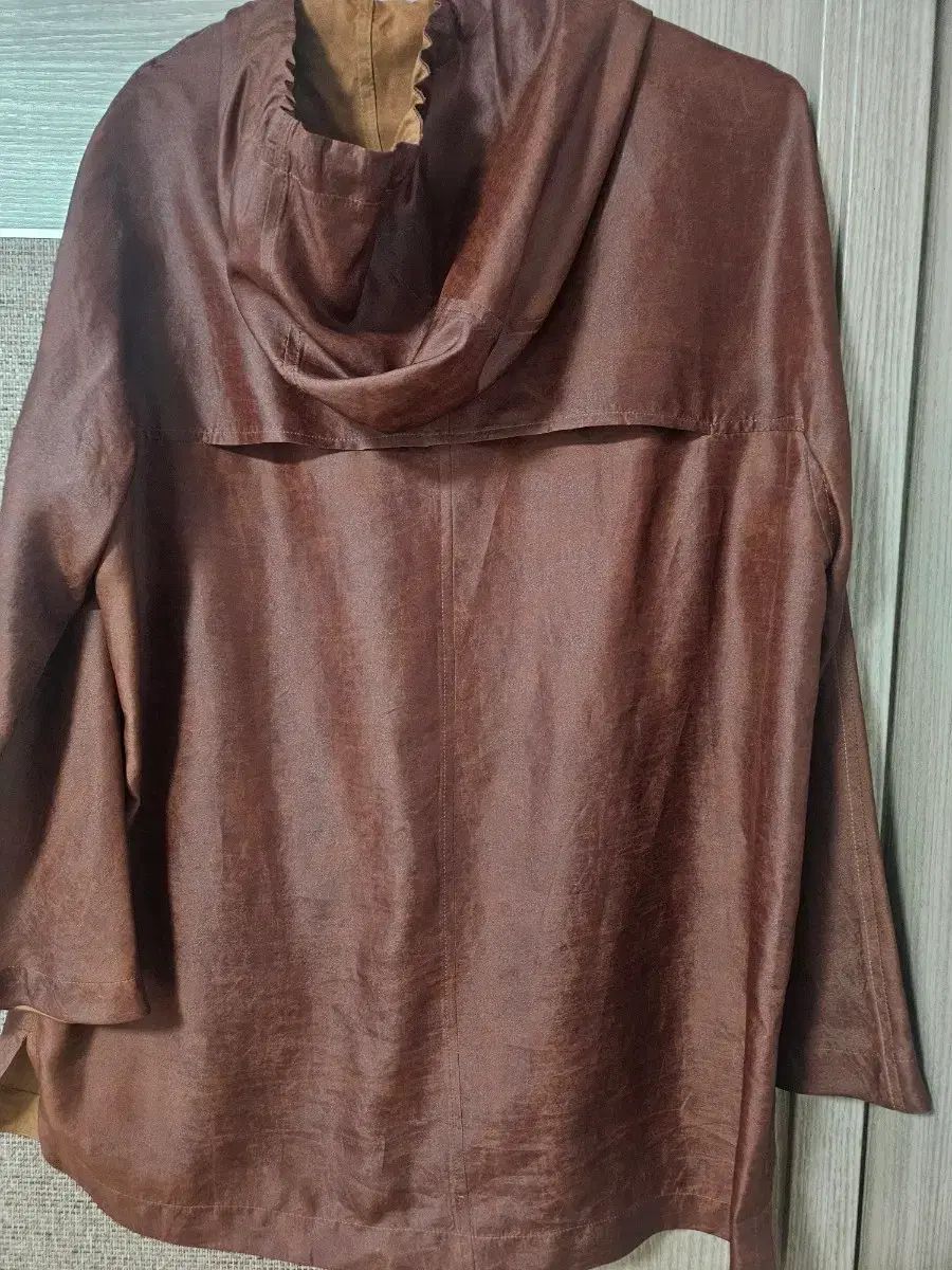 ISAE silk WHO ジャケット