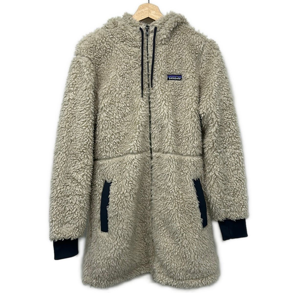 Patagonia(パタゴニア) コート サイズM レディース美品 - グレーベージュ×ネイビー 長袖/ジップアップ/秋/冬