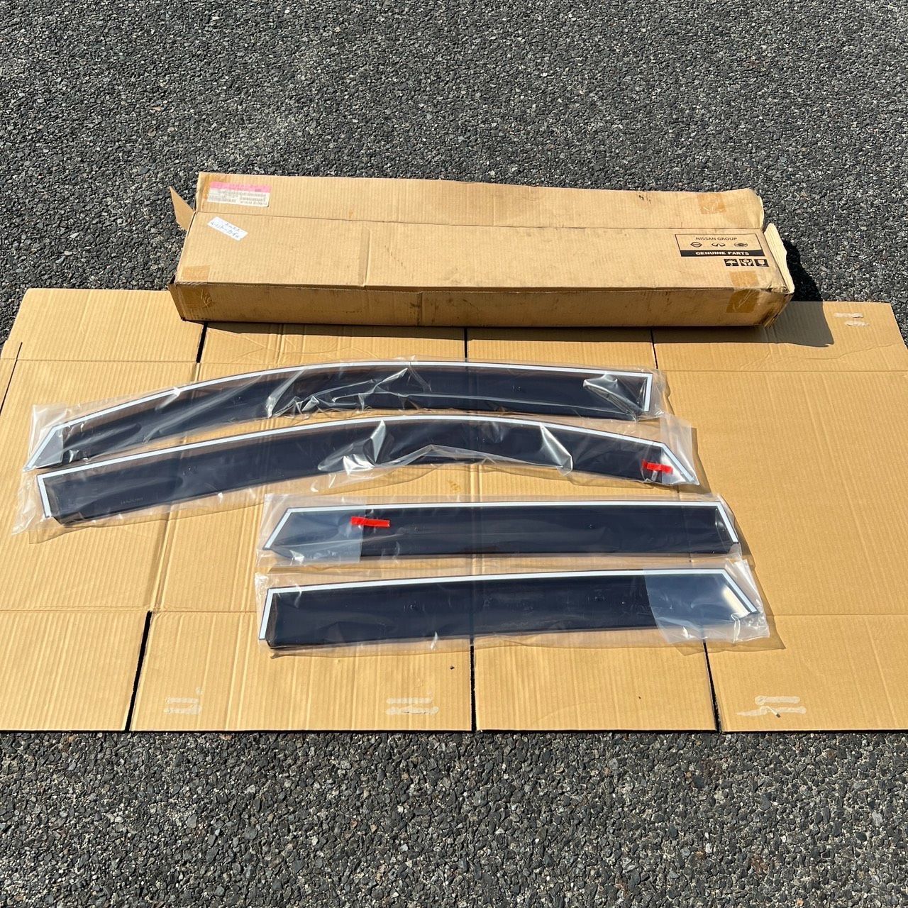 【未使用】日産純正 ドアバイザーセット デイズ B21W用 H0800-6A300 1台分 サイドバイザー【商品管理番号 2612-00085-1】