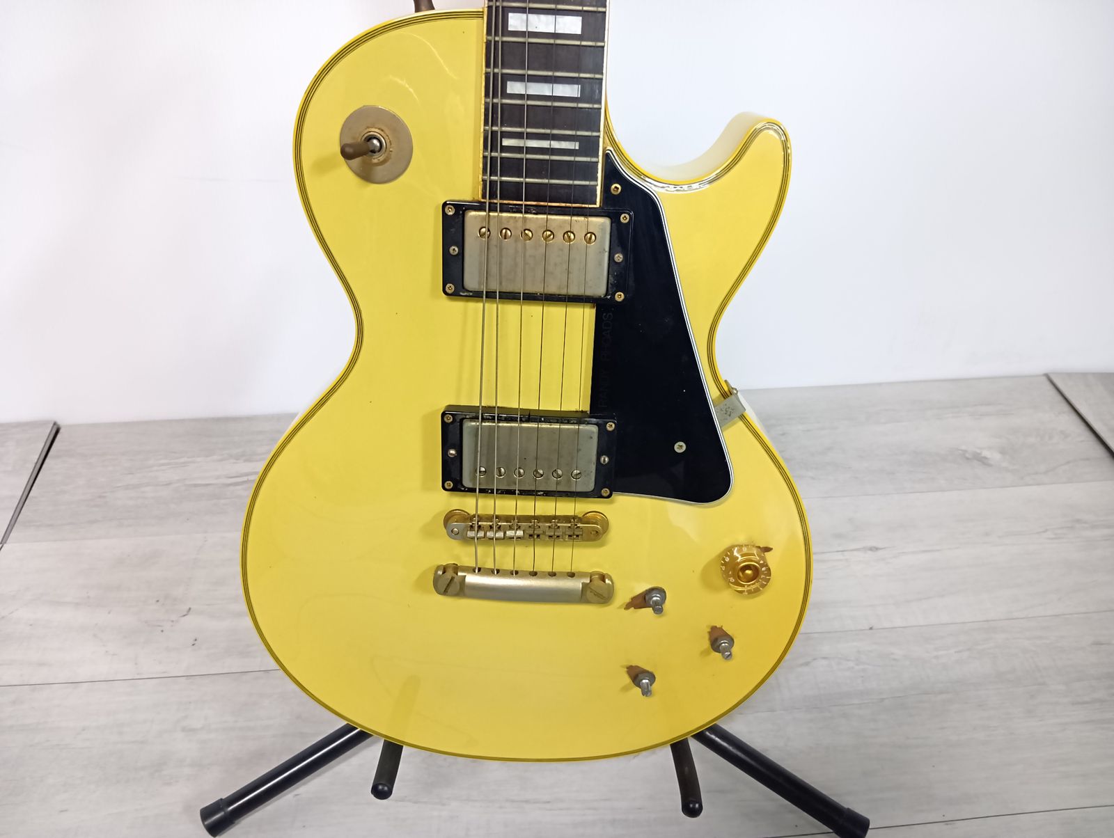 burny レスポールタイプエレキギター イエロー 現状品 弦楽器_S9242