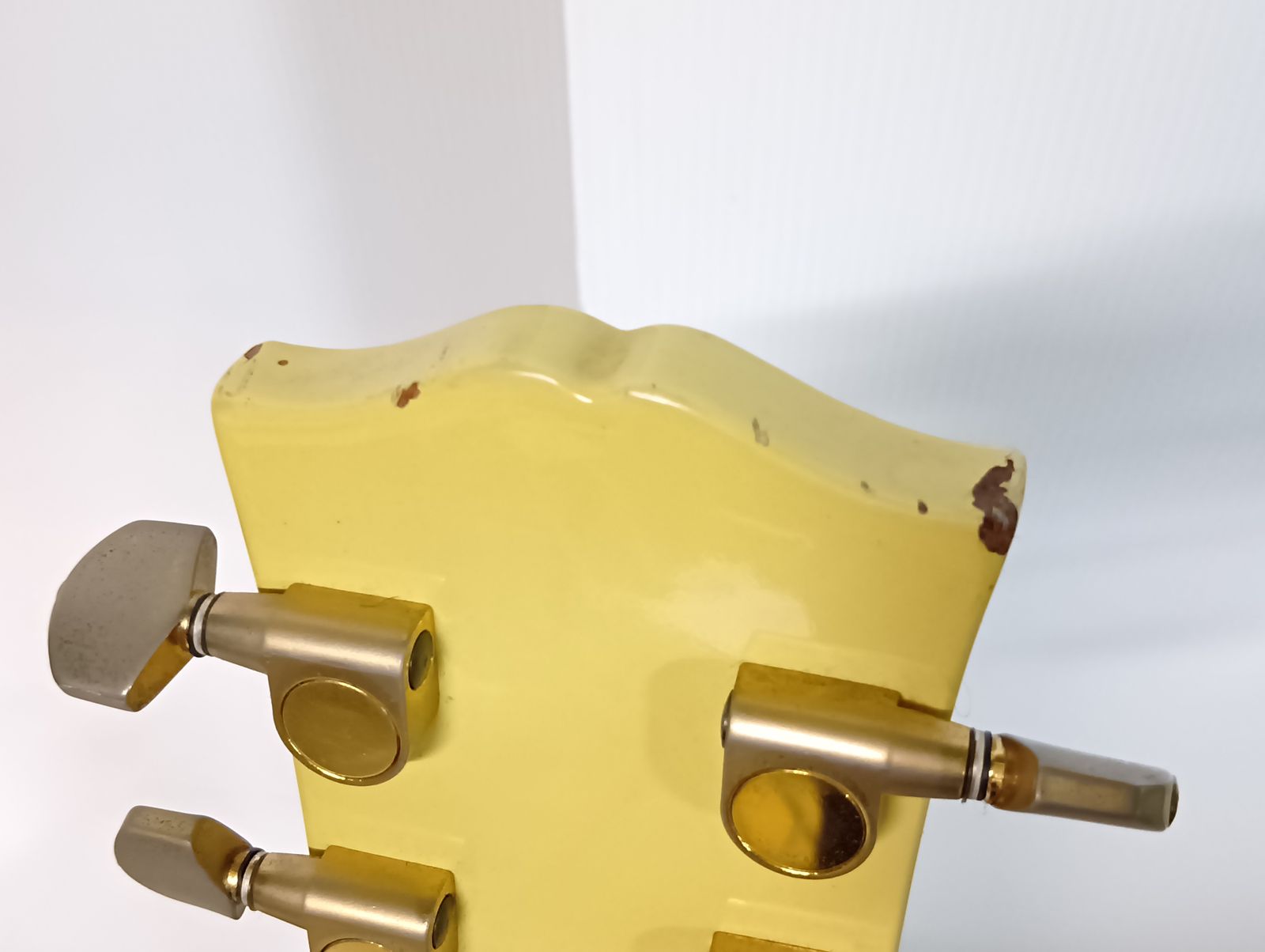 burny レスポールタイプエレキギター イエロー 現状品 弦楽器_S9242