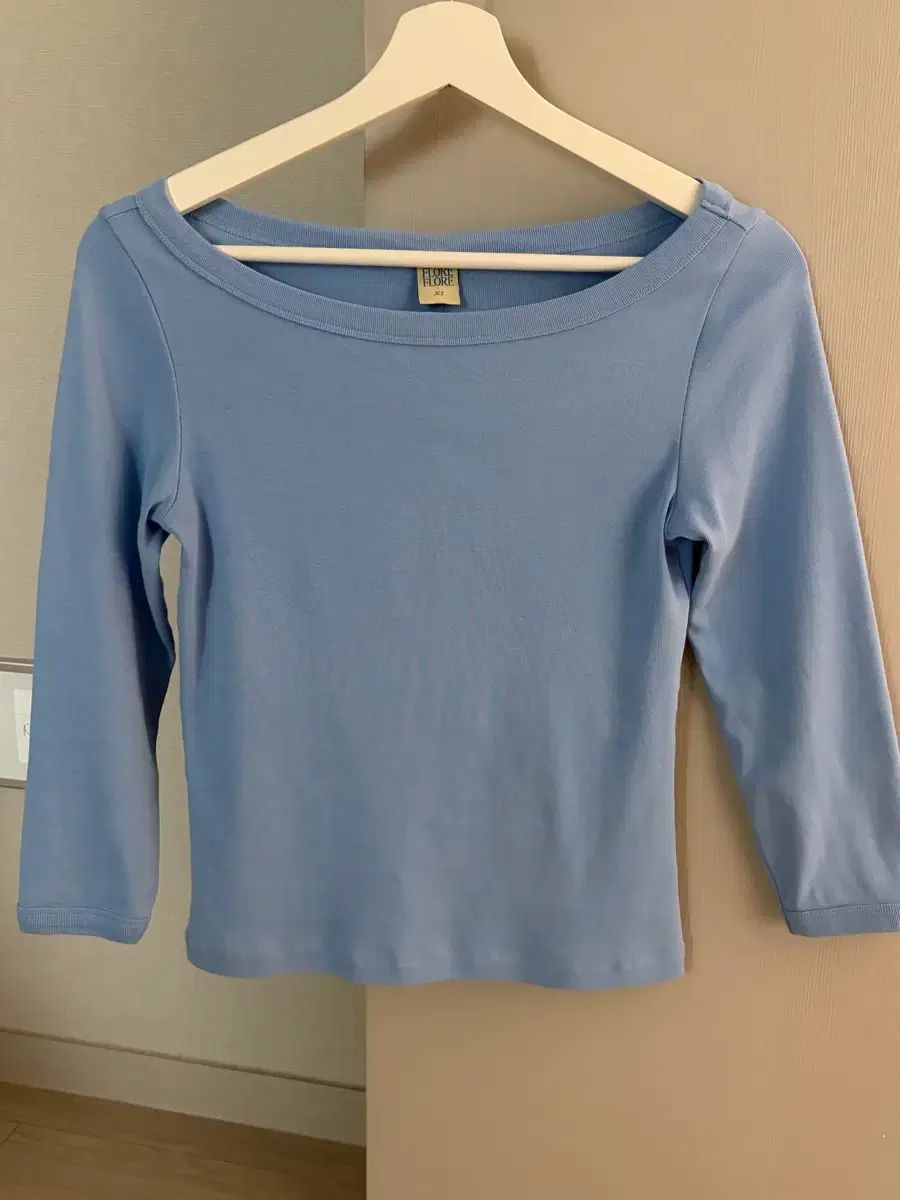 샵アモーメント flore flore Steffi Tee