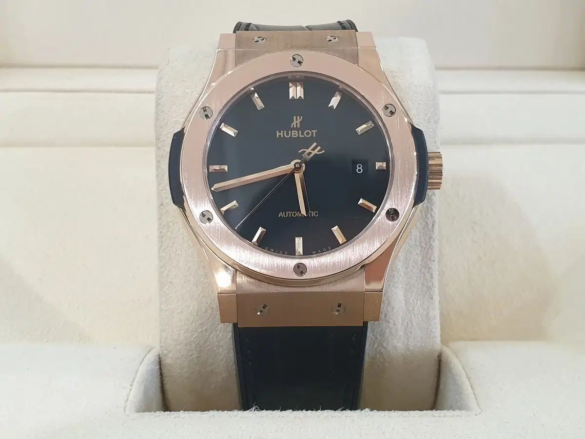 HUBLOT ウブロ ヒュージョン Classic ブラック 金丸のまま 542 OX 1181 RX