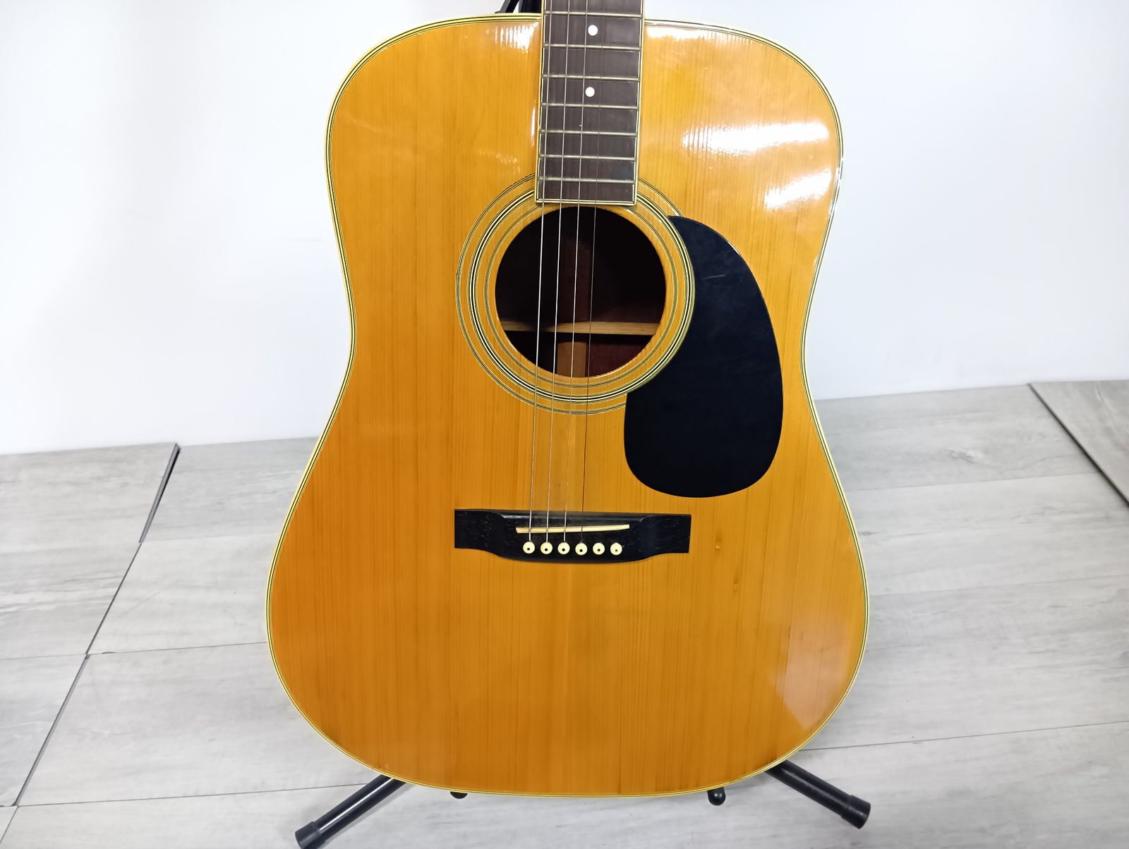 Morales（モラレス）LYRE BIRD アコースティックギター 現状品 弦楽器_