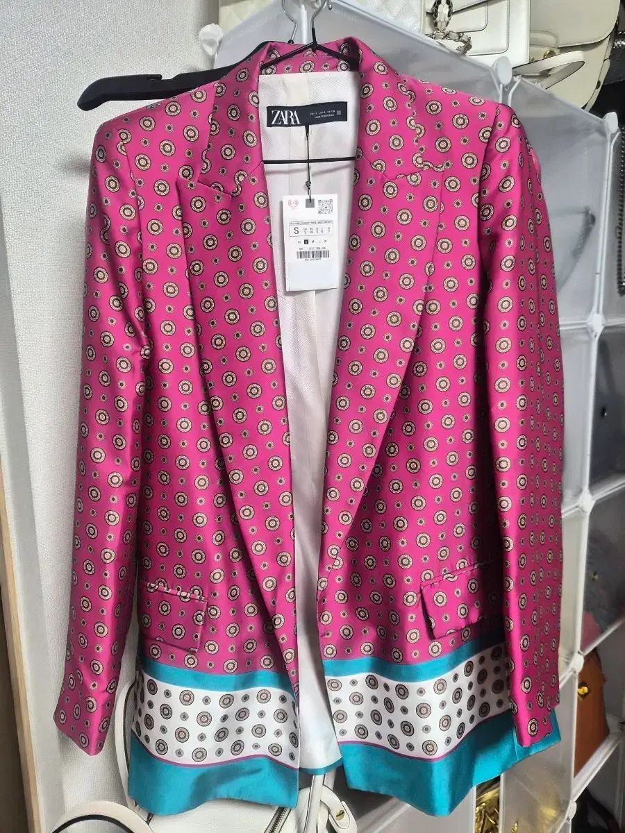 ZARA シルク風 ジャケット