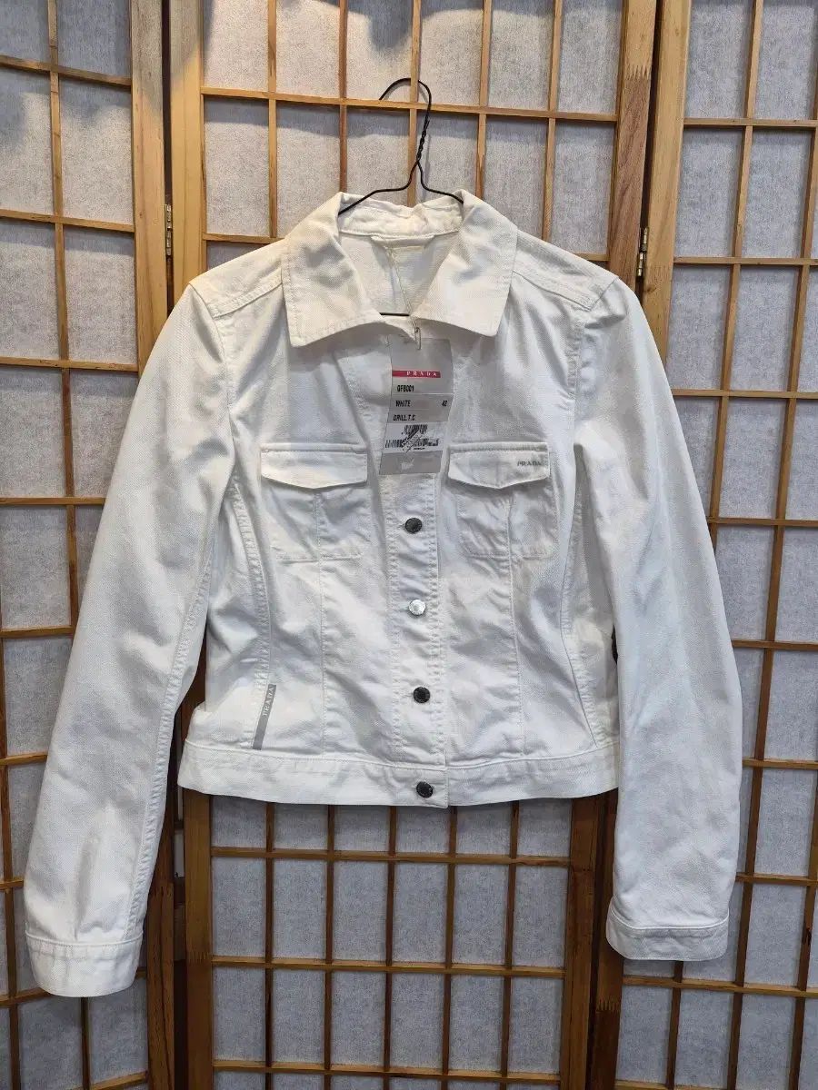 PRADA プラダ 白 デニム ジャケット 新品