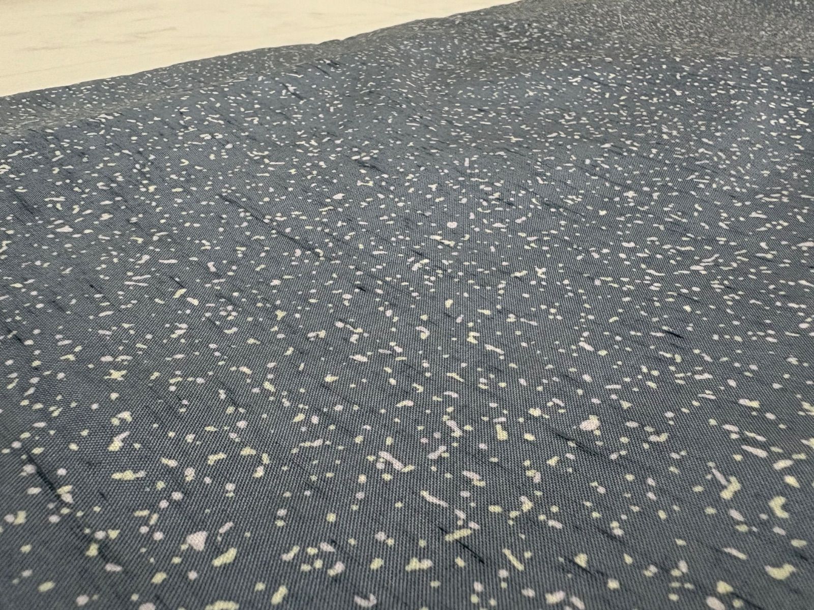 小袷 袷 霰文 たたき染め 上質