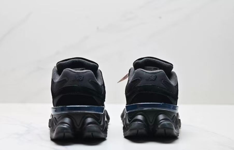 新品未使用 New Balance 9060 トリプルブラック U9060ZGE オール
