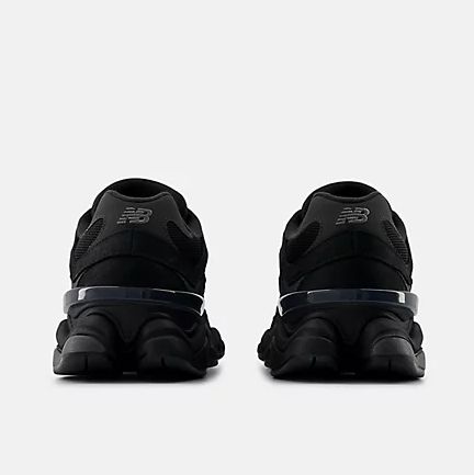 新品未使用 New Balance 9060 トリプルブラック U9060ZGE オール