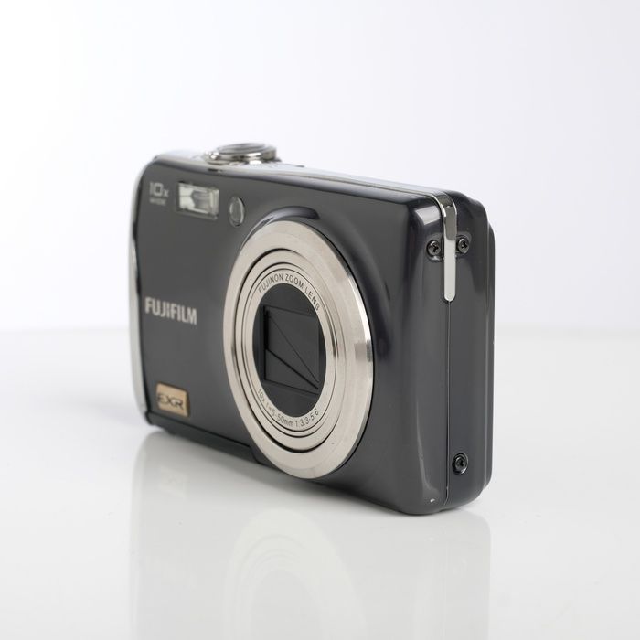 【中古】(フジフイルム) FUJIFILM FinePix F70EXR ガンメタリック