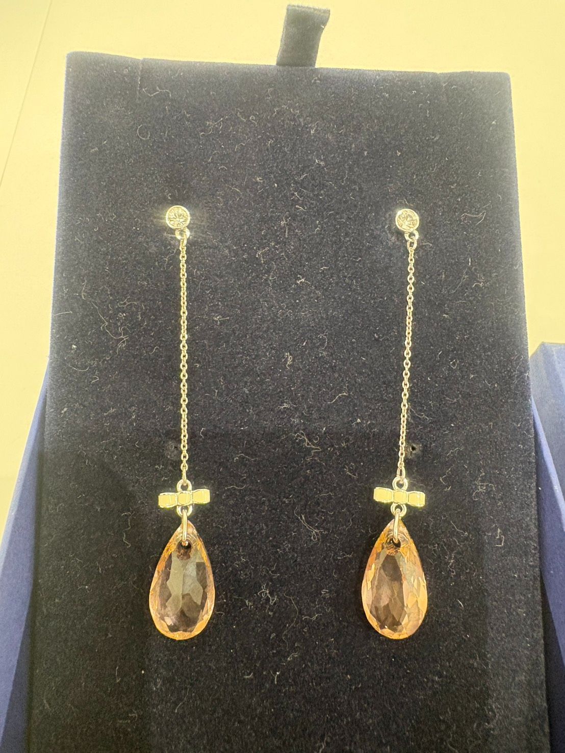 スワロフスキー Swarovski 「Nina Vintage Rose」ピアス - メルカリ
