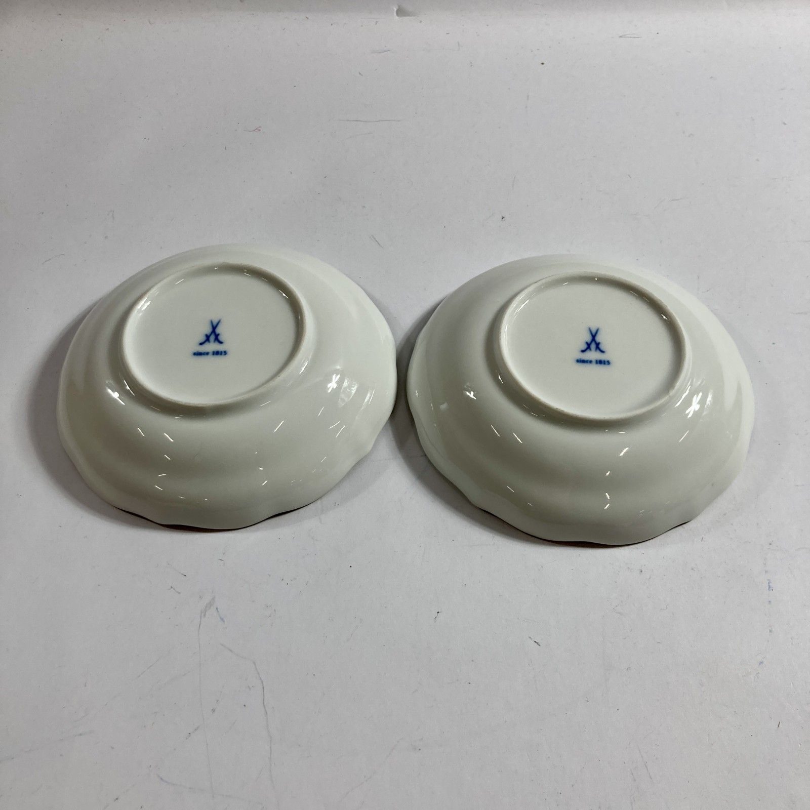 ★ Meissen マイセン カップ・ソーサーセット 2セット 木製ケース入り ベーシックフラワー 花柄 現状品 ★ Meissen マイセン カップ・ソーサーセット 2セット 木製ケース入り ベーシックフラワー 花柄 現状品