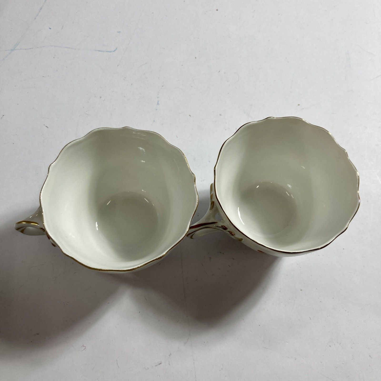 ★ Meissen マイセン カップ・ソーサーセット 2セット 木製ケース入り ベーシックフラワー 花柄 現状品 ★ Meissen マイセン カップ・ソーサーセット 2セット 木製ケース入り ベーシックフラワー 花柄 現状品