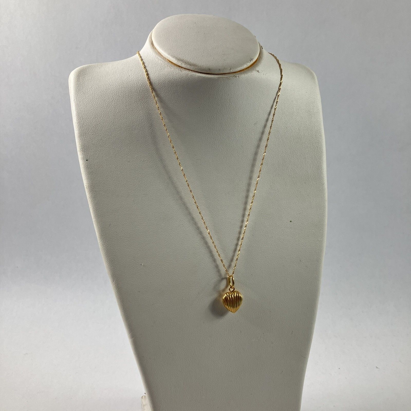 ★ 750刻印 ITALY刻印 イエローゴールド ネックレス ハート シェル デザイン アクセサリー 総重量1.77g 現状品