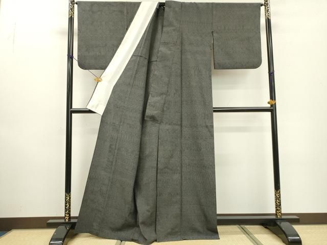 平和屋着物▽本塩沢 単衣 110亀甲 横段幾何学文 黒地 正絹 逸品 DABD5932fe 平和屋着物▽本塩沢 単衣 110亀甲 横段幾何学文 黒地 正絹 逸品 DABD5932fe
