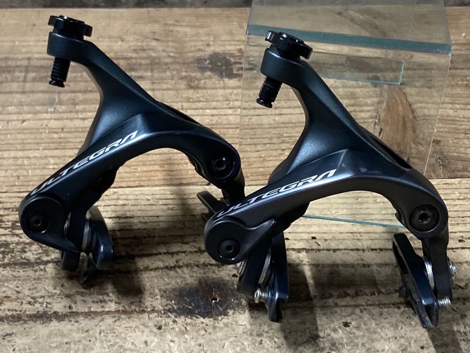 JY927 シマノ SHIMANO アルテグラ ULTEGRA BR-R8000 ブレーキキャリパー 前後セット