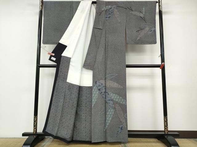 平和屋着物●人間国宝 初代 六谷梅軒(六谷紀久男)錐彫り 重要無形文化 財伊勢型紙 江戸小紋 訪問着 笹竹文 黒地 やまと誂製 逸品CABF3475ut