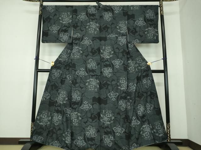 平和屋着物●本場結城紬　重要無形文化財　100亀甲　更紗花文　正絹　逸品　DABE5395ps