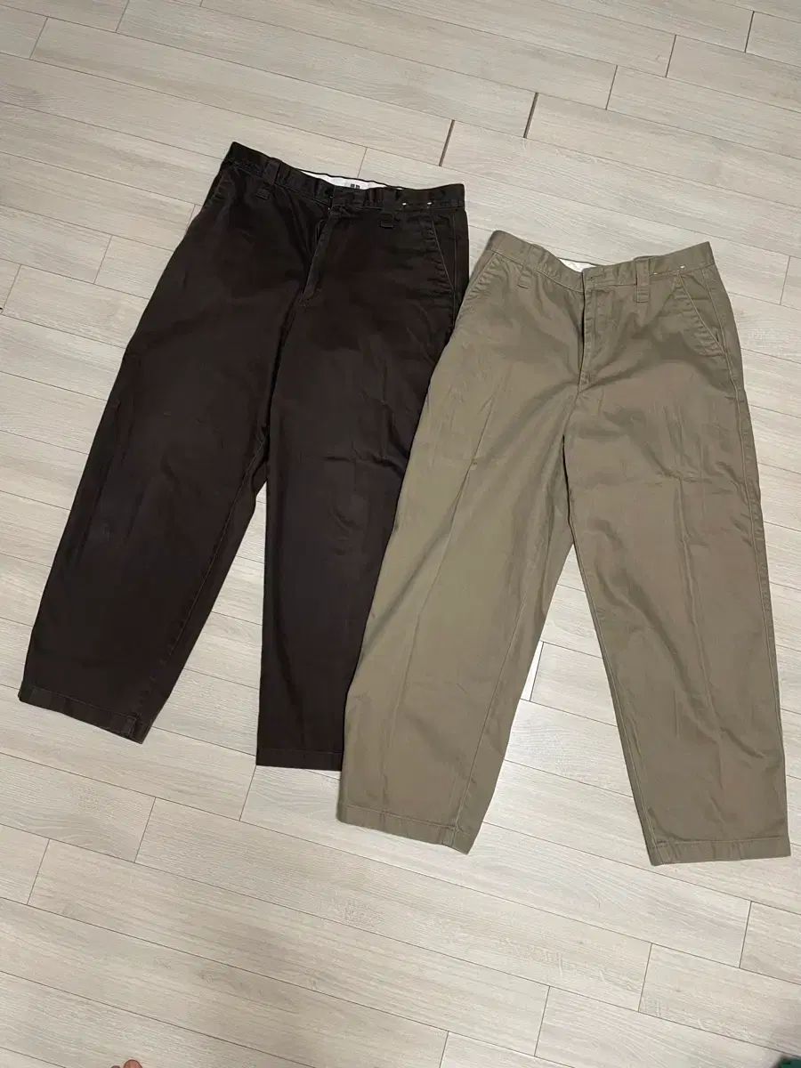 (2着) ユニクロ U ワイドフィット チノパンツ 85(34)