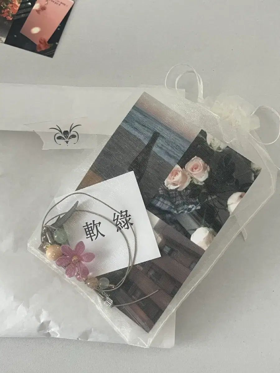 薄緑コスモス紐しおり出品