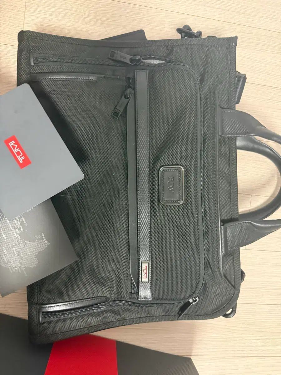 トゥミ アルファ3 スリム デラックス ポートフォリオ 書類バッグ 出品