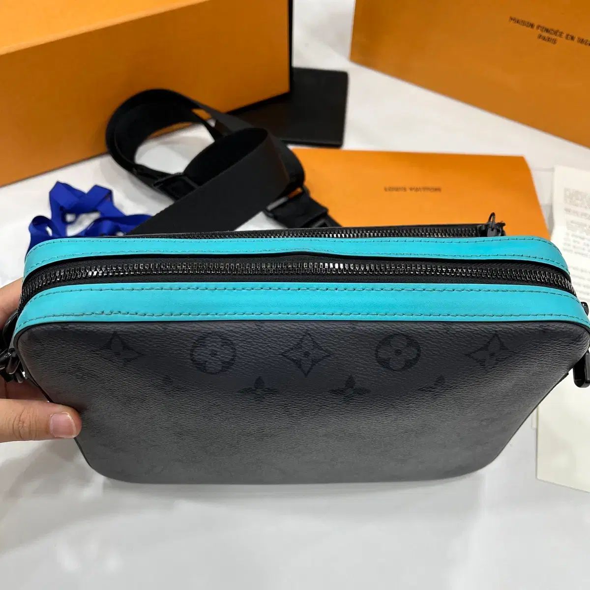 正規品 Louis Vuitton ルイヴィトン ザ・クワイズ トリ オ メッセンジャーバッグ