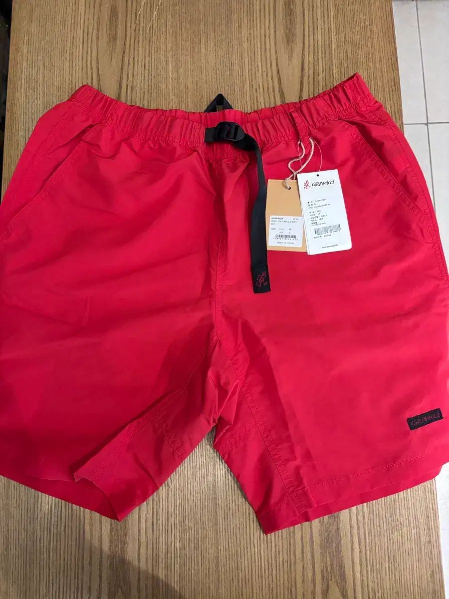 グラミチ シェル パッカブル ハーフパンツ レッド M