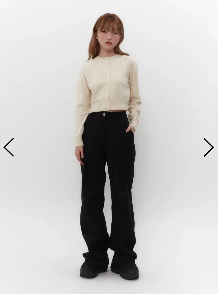 TUOMIO/1回 着用 Tucked denim pants BLACK