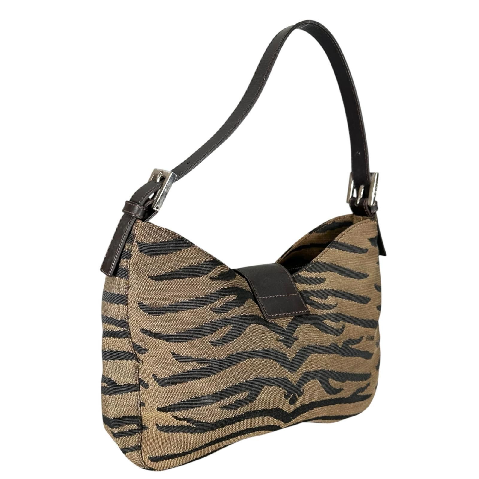 美品 FENDI フェンディ ホーボー ハンドバッグ ナイロン ブラウン 