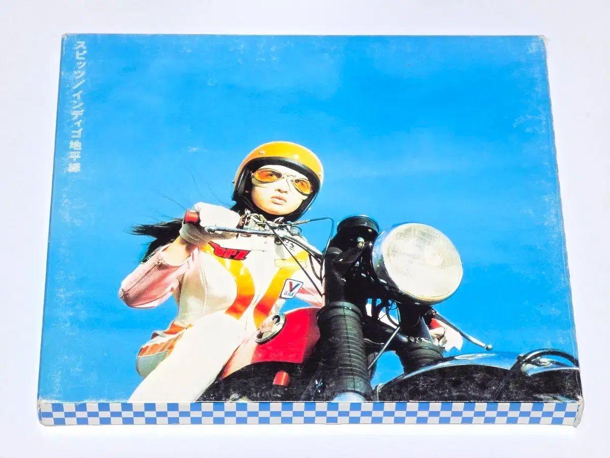 スピッツ( Spitz ） 7 家 Indigo スカイライン 初版 CD 出品