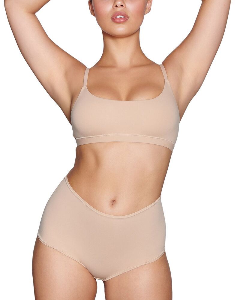 スキムズ レディース アンダーウェア ブラジャー SKIMS Fits Everybody Scoop Neck Bralette Clay