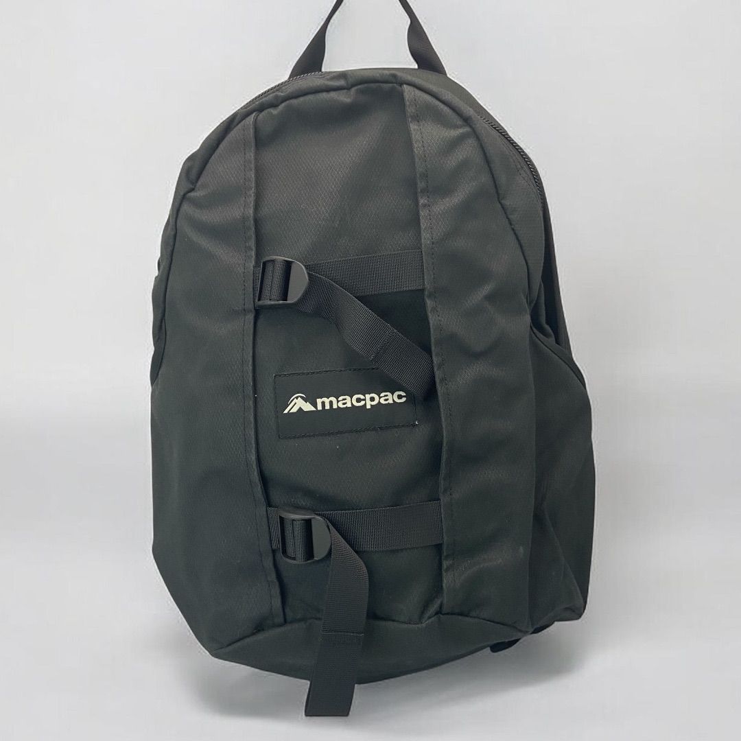 美品 macpac ツイ バックパック MM72502 ブラック 20.5L