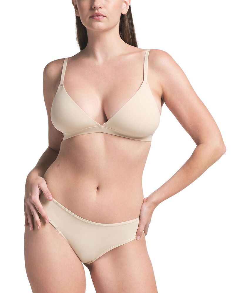 スキムズ レディース アンダーウェア パンツ SKIMS Fits Everybody Thong Sand サンド