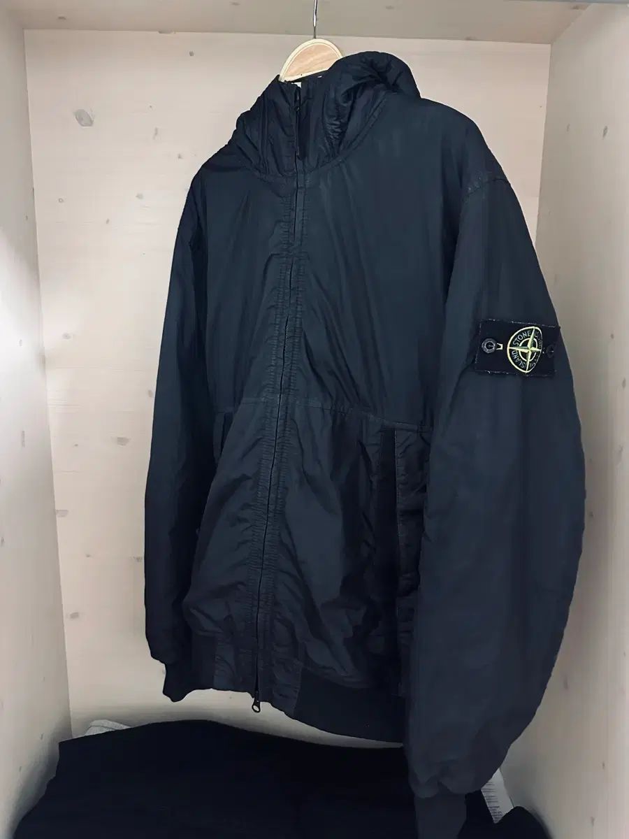 M 23ss ストーンアイランド クリンクルレップス フード ジャケット