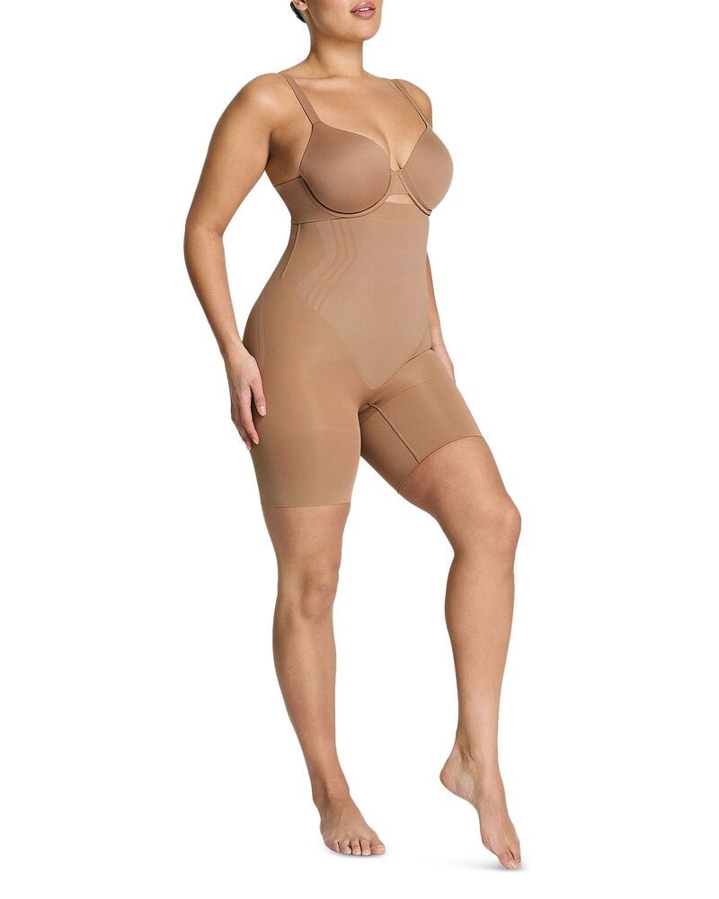 スパンク レディース ボトムス ハーフパンツ・ショーツ ショートパンツ SPANXsculpt Go Figure High Waisted Mid Thigh Shorts Cinnamon