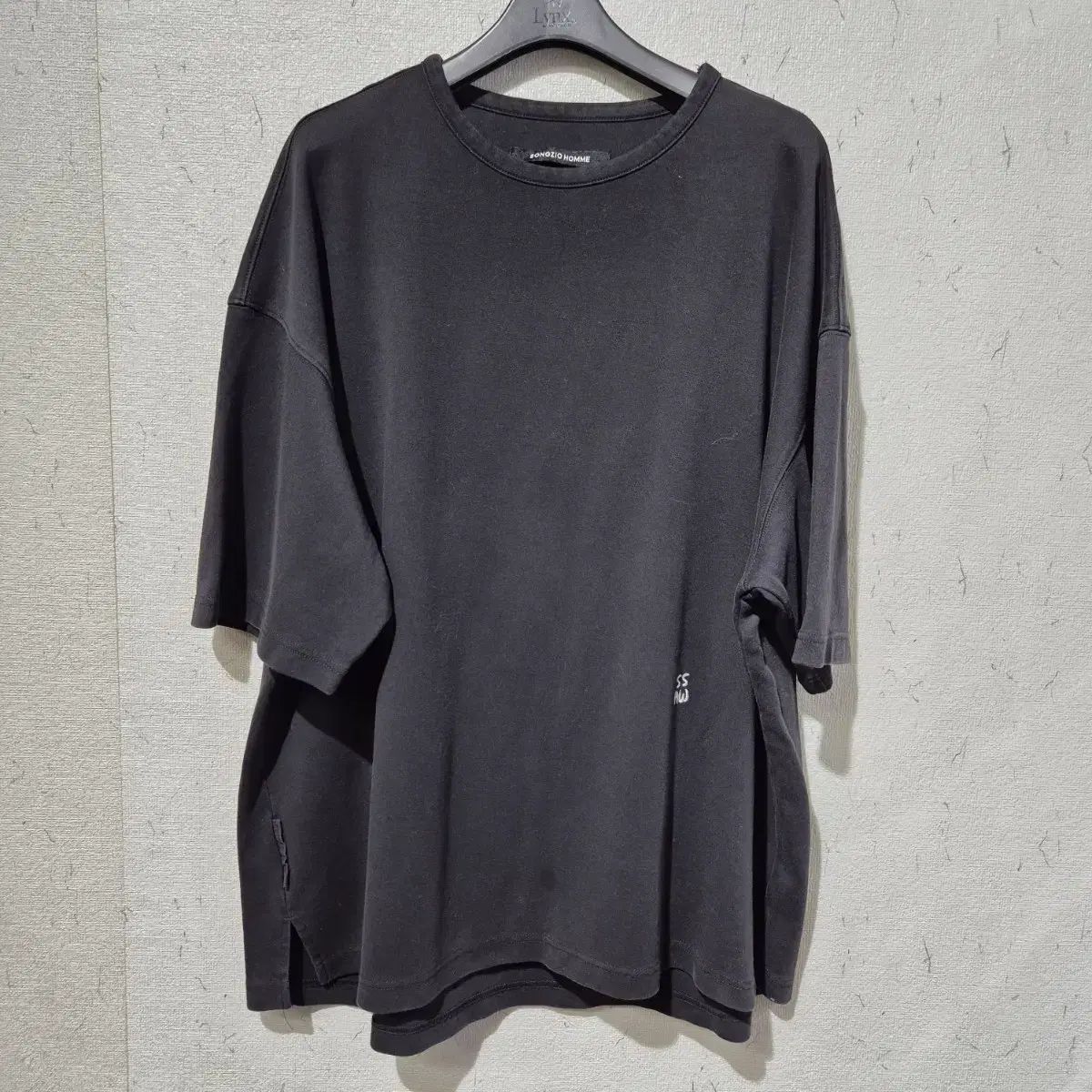 SONGZIO ソンジオメンズ ブラック 半袖 Tシャツ 24SS 8,680円