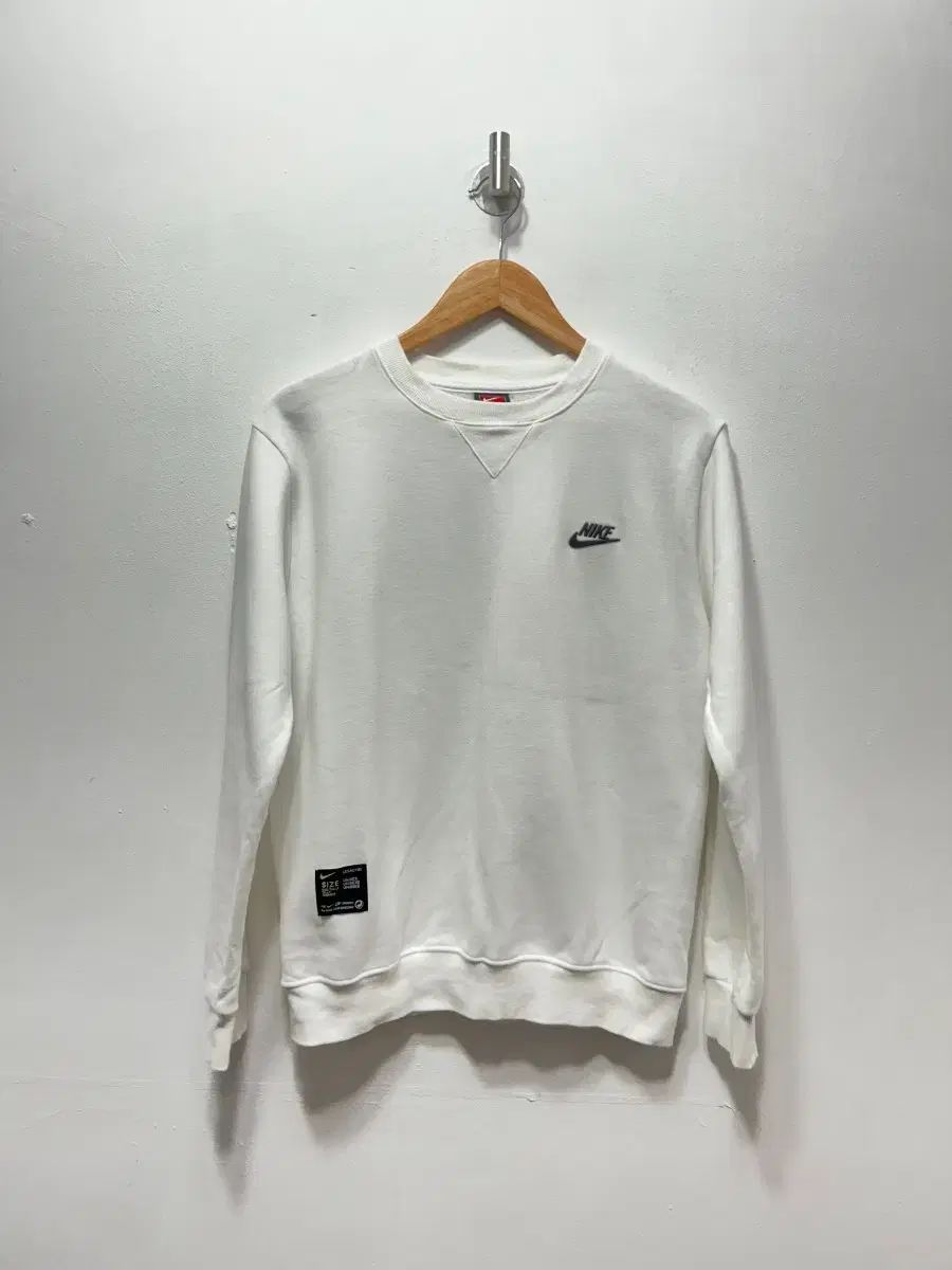 ナイキ 白 スウェット Tシャツ M