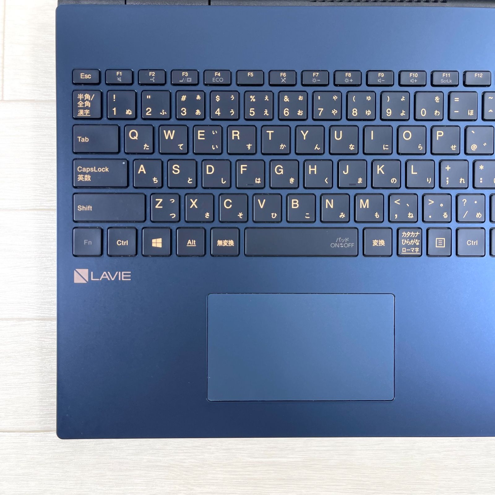 2022年製 NEC LAVIE N15 第11世代 corei7 NVMeSSD512GB メモリ16GB
