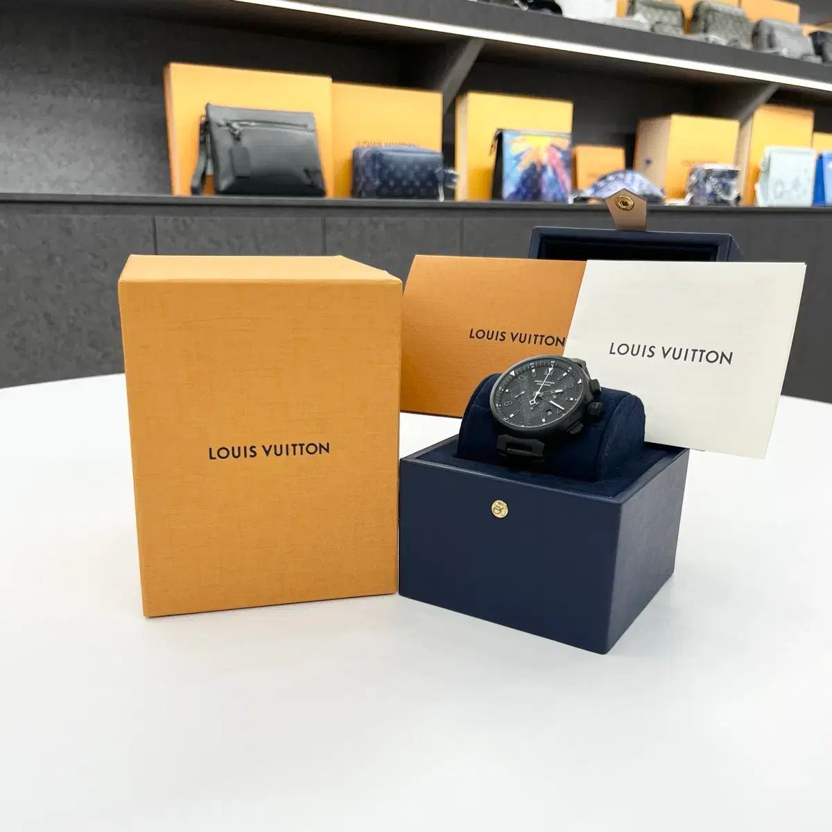 ルイヴィトン タンブール クロノグラフ ウォッチ 46mm