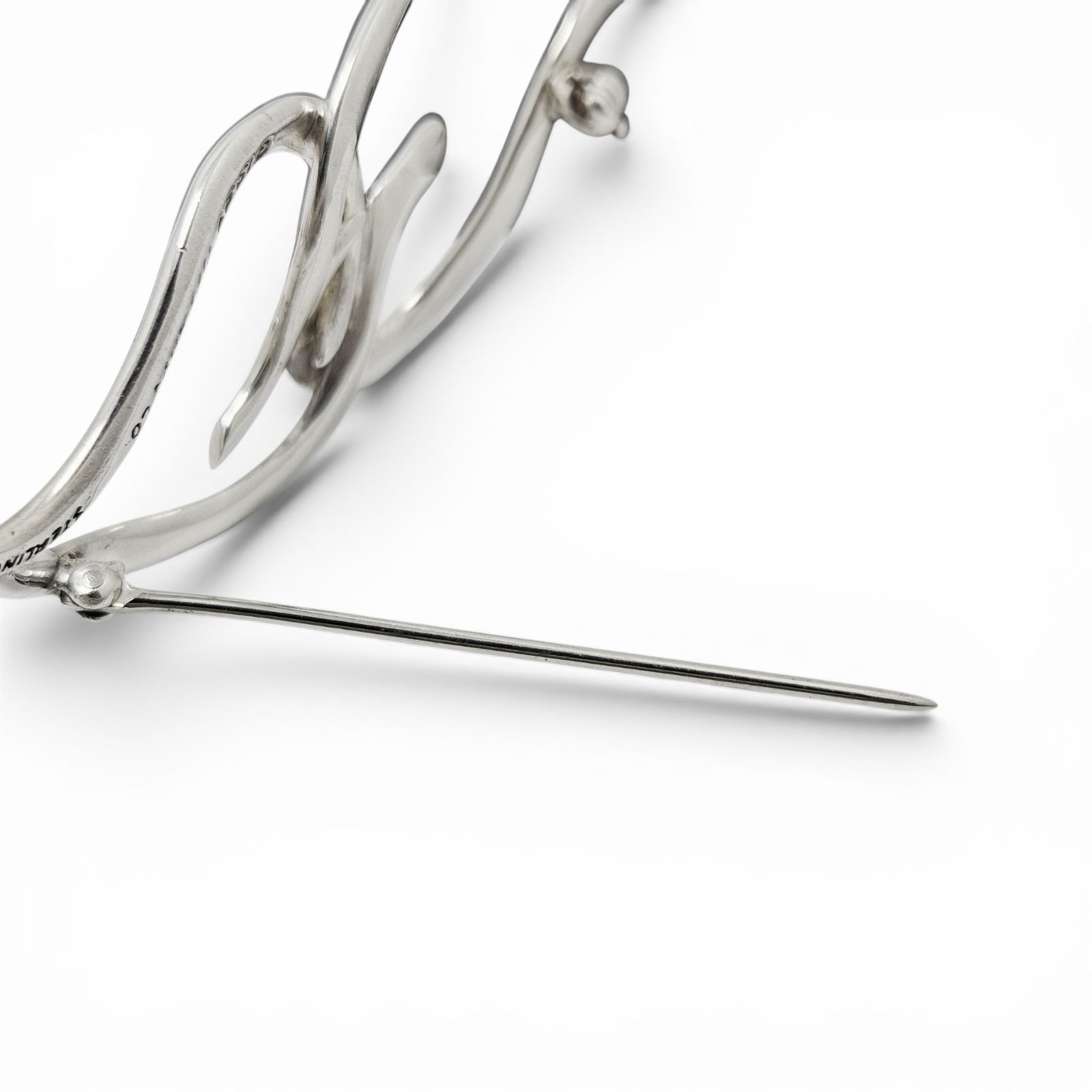 美品】ティファニー ブローチ ダブルリーフ STERLING - メルカリ